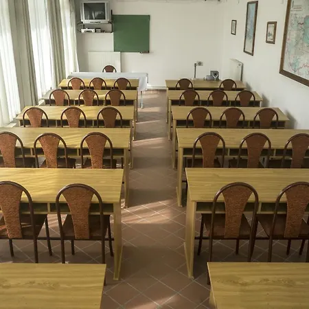 Soskuti Lovas Elmenypark Es Panzio * Soskut