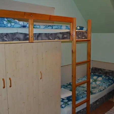 Soskuti Lovas Elmenypark Es Panzio * Soskut